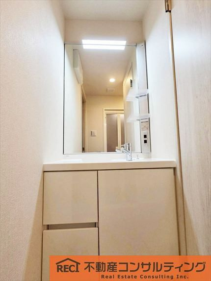 イトーピア灘KITANOの独立洗面台