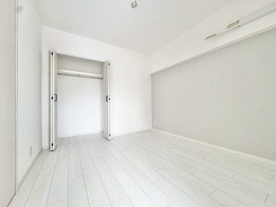 【収納】 | ライオンズマンション第7江坂 | エイブル売買事業部では、箕面市・豊中市・吹田市・池田市・茨木市・高槻市の北摂エリア全域で、物件のご紹介を致しております。北摂エリアにて購入物件をお探しの際は、当社までお問合せ下さいませ。
