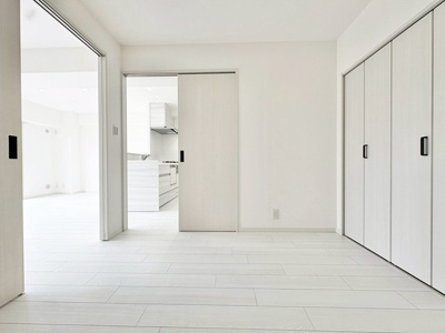 【子供部屋】 | ライオンズマンション第7江坂 | エイブルにて取扱い可能な住宅ローンは、全部で10種類以上！お客様にピッタリの住宅ローンを当社のFPよりご案内させて頂きます。住宅ローンのご相談だけでも、お気軽にご相談下さいませ。