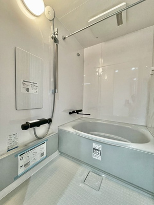 【浴室】 | ライオンズマンション第7江坂 | 物件購入の段取りを知りたいお客様には、「ご検討からご契約までの一連の流れ」をお伝えさせて頂きます。初めて物件購入を検討された方は、ぜひご参考になさって下さい。
