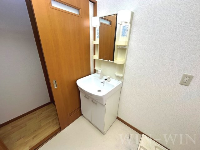 アゼリア神野 Cの独立洗面台