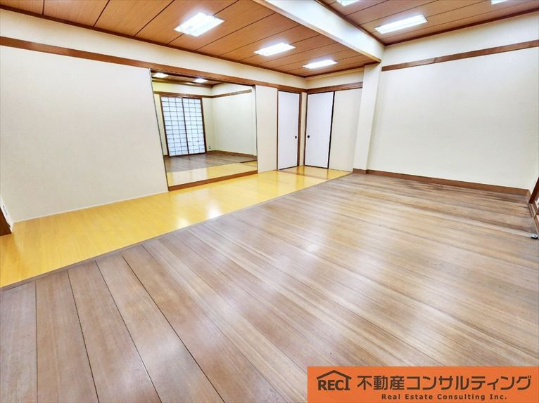 六甲シャトレ篠原の居間・リビング