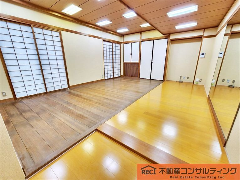 六甲シャトレ篠原の内装|2沿線徒歩圏内