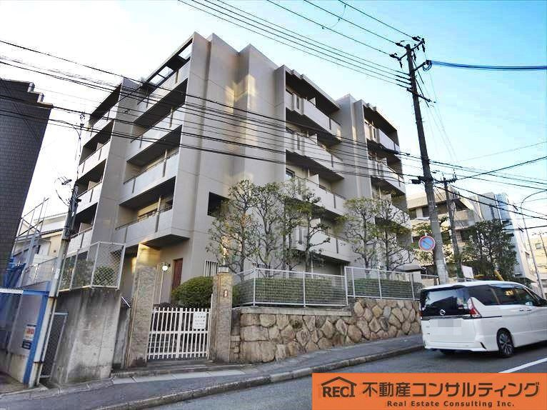 六甲シャトレ篠原の外観