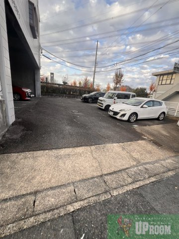 KIソシア1の駐車場
