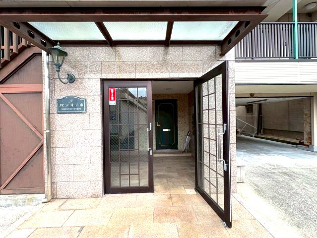 パテオ古市のエントランス