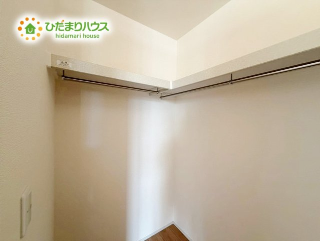 いわき市勿来町窪田町通1丁目第1　新築戸建　2号棟の収納|季節物の衣類もスッキリ収納できる、ウォークインクローゼット完備です！！