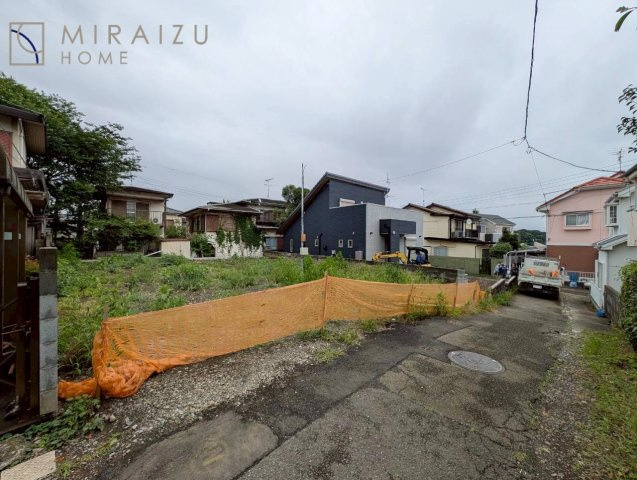 【前面道路含む現地写真】 | 日当たりの良いお家は嬉しいですよね。それぞれ価値観が分かれる箇所です、実際に内覧して日当たりの心地よさをご体感下さいね♪