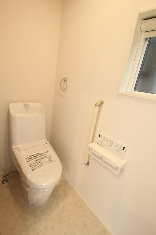 瀬戸東町　新築戸建　2号棟　（全2区画）のトイレ|1F