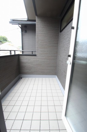 瀬戸東町　新築戸建　2号棟　（全2区画）のバルコニー|2Ｆ　南の部屋　9.0帖