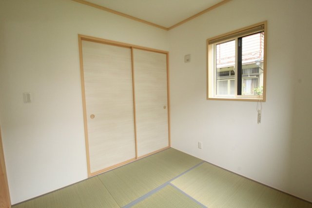 瀬戸東町　新築戸建　2号棟　（全2区画）の和室|1Ｆ　4.5帖