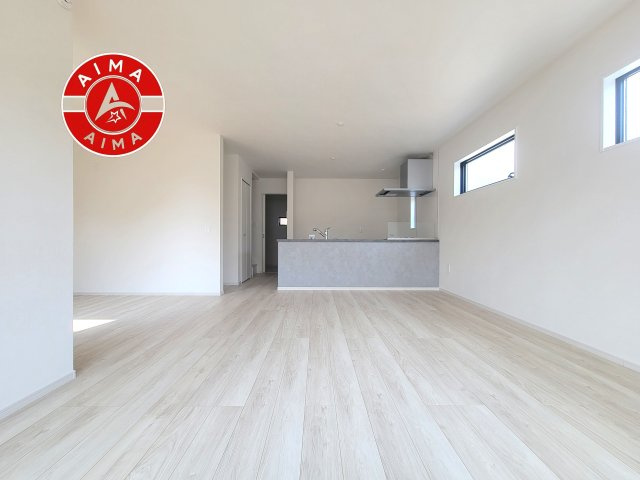 福岡市博多区光丘町3丁目第1-2棟（2号棟）の居間・リビング|多くの時間を過すことになるリビングだからこそ、いつも穏やかな空間・解放感が味わえ毎日が充実します。