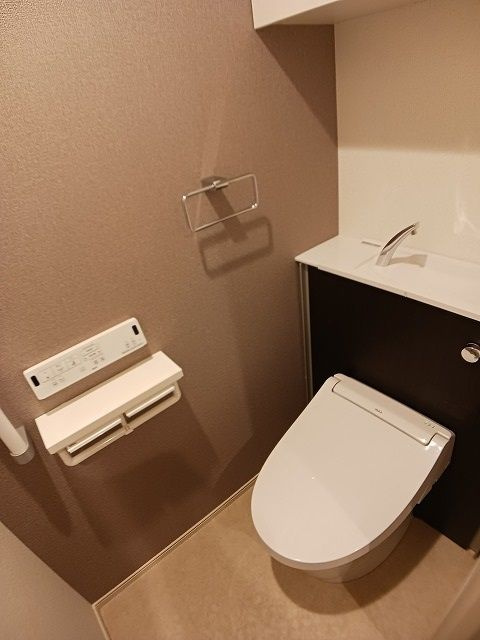 CREVANCE亀戸のトイレ