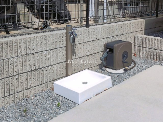 草加市新里町 中古戸建のその他|立水栓