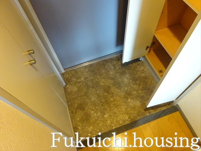藤和シティスクエア桜上水の玄関