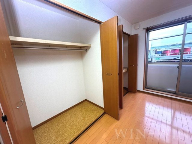 アゼリア神野 Dの収納