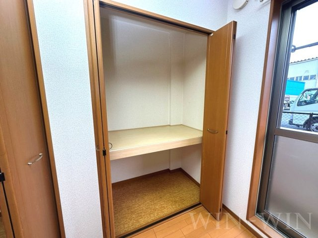 アゼリア神野 Dの収納