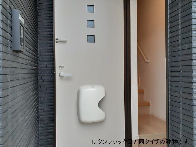 【玄関】 | ロイヤル鈴　Ｊ