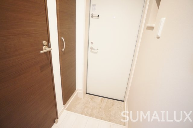 R-smart花園の玄関