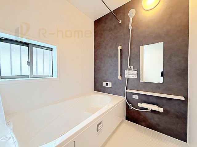 ひたちなか市津田　新築戸建て　A号棟の浴室|足を伸ばしてもゆったりできるバスルーム♪機能性も取り入れて使い易さも保証します♪