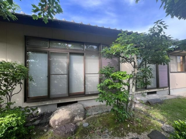 大島町馬場尻の庭