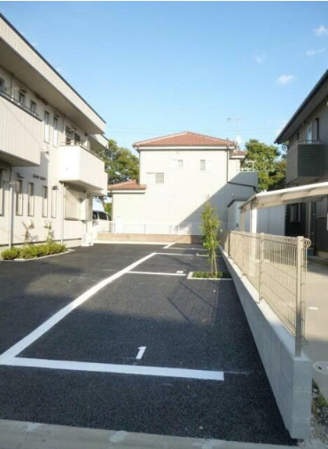 【駐車場】
