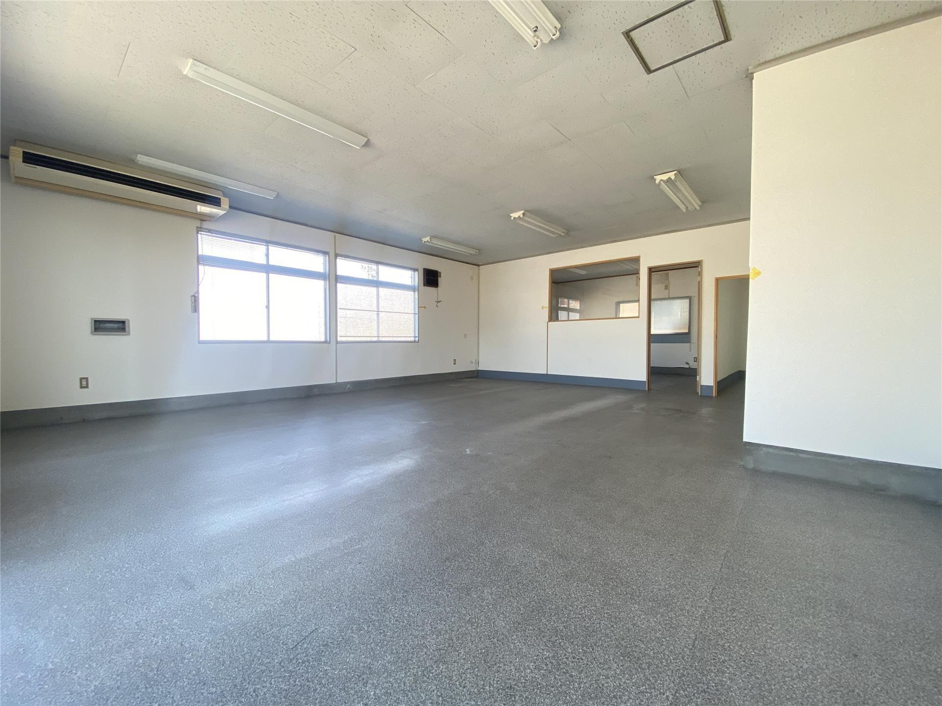 八橋本町事務所のその他|正面フロア