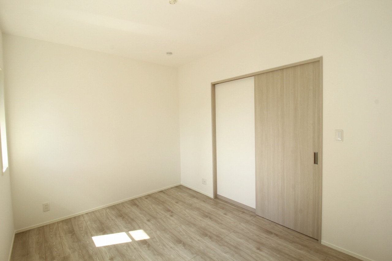 海老ノ丸　新築戸建　1号棟　（全2区画）の洋室|2F　西の部屋　6.0帖