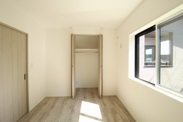 海老ノ丸　新築戸建　1号棟　（全2区画）の洋室|2F　西の部屋　6.0帖