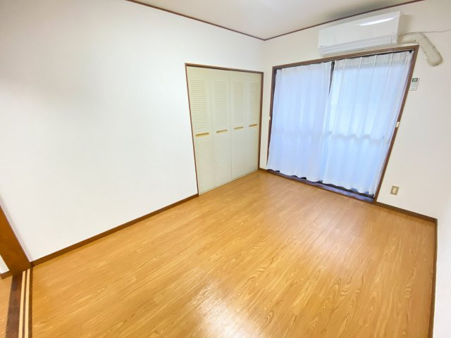 サニーハイツ住吉の寝室