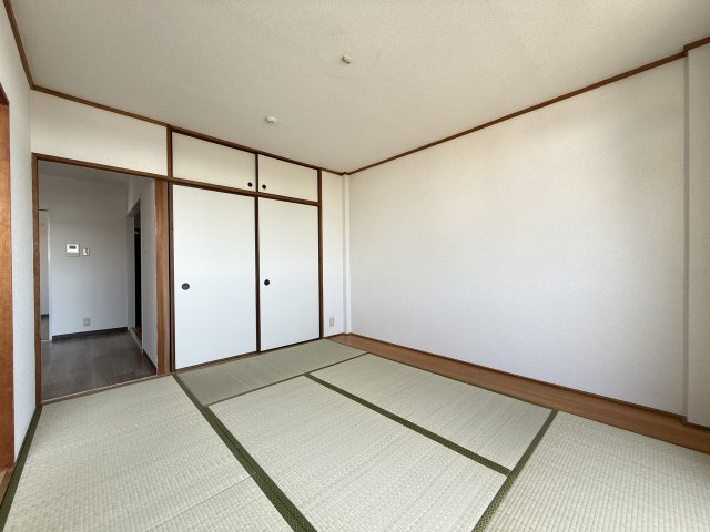 八八マンションの和室
