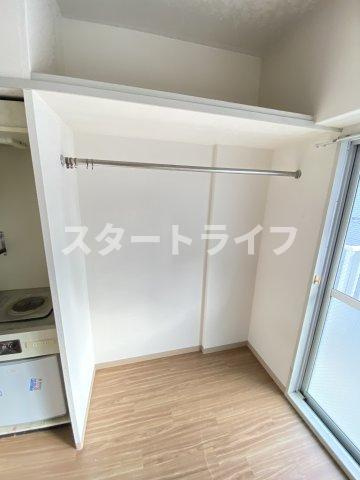 大阪市淀川区東三国１丁目の賃貸マンションの収納