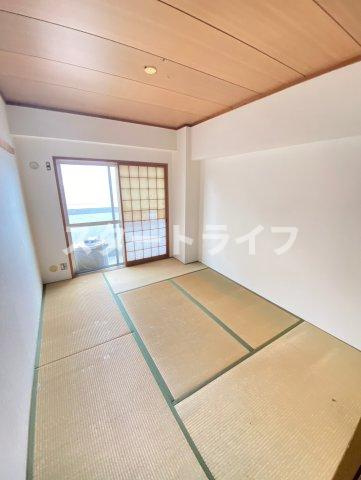 大阪市淀川区十八条２丁目の賃貸マンションの収納