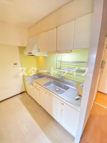 大阪市淀川区十八条２丁目の賃貸マンションのキッチン