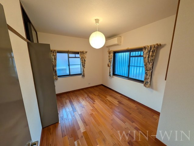 ユトリロキャッスルの洋室|イメージ（同建物内別部屋の写真です）