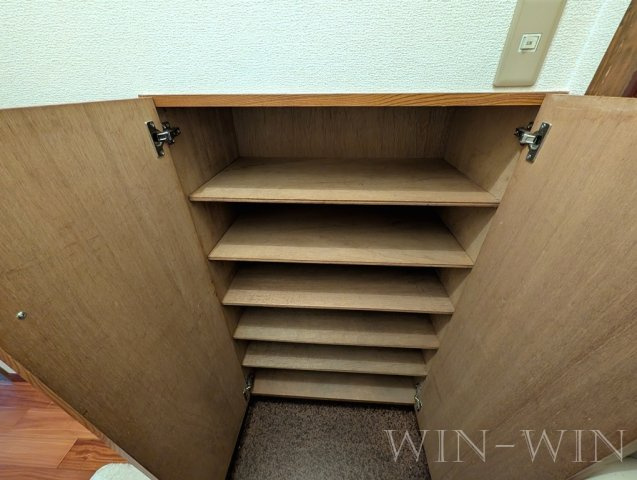 ユトリロキャッスルの玄関|イメージ（同建物内別部屋の写真です）