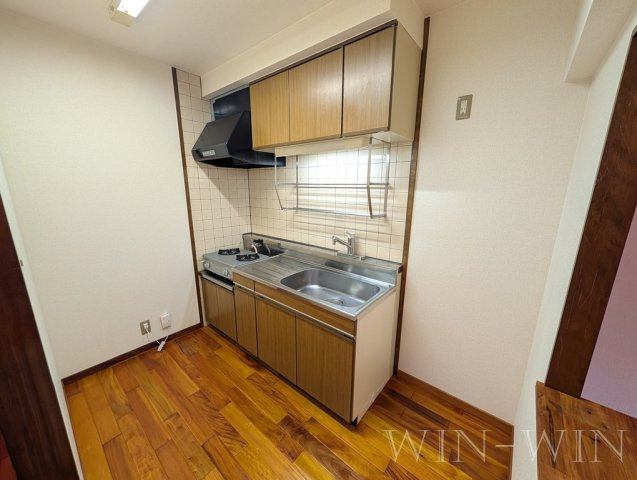 ユトリロキャッスルのキッチン|イメージ（同建物内別部屋の写真です）
