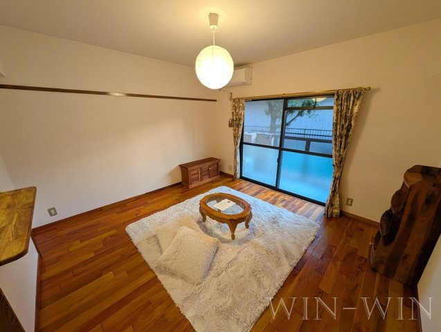 ユトリロキャッスルのその他|イメージ（同建物内別部屋の写真です）