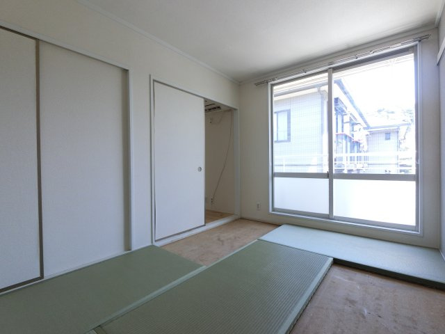 クレスト津田沼B棟の和室