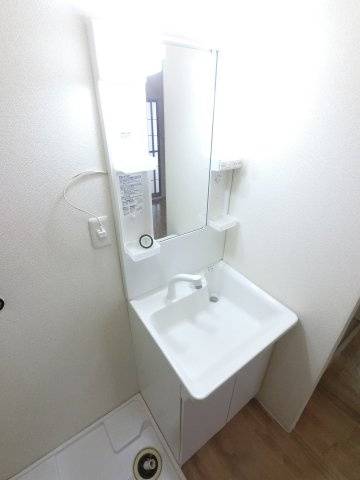 クレスト津田沼B棟の独立洗面台