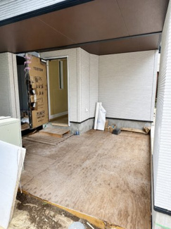 【駐車場】 | 葛飾区東新小岩6丁目新築戸建て【全2棟】 | 住まいと一体化したビルトインガレージが、快適でスマートな暮らしを演出します。