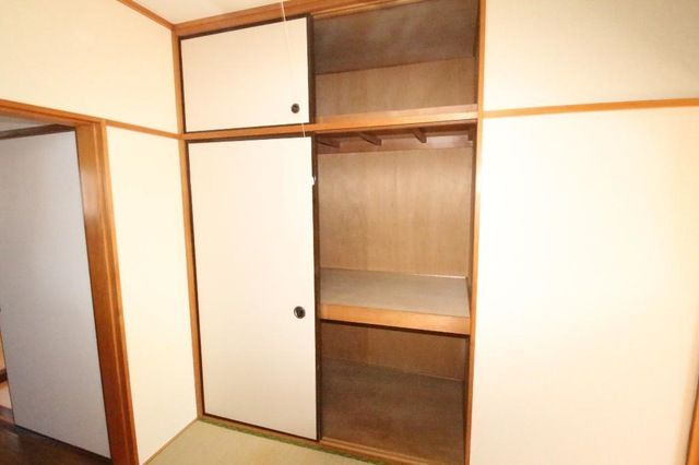 ハイツオグラの収納