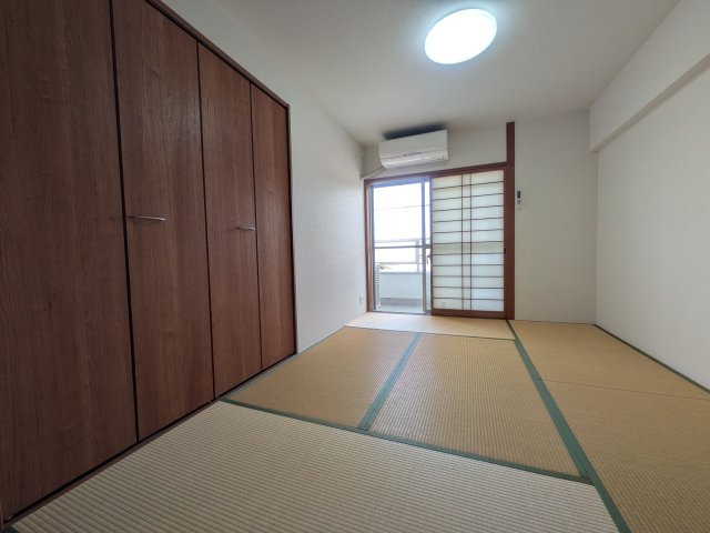 コーポランド折尾東口（C-21）の和室