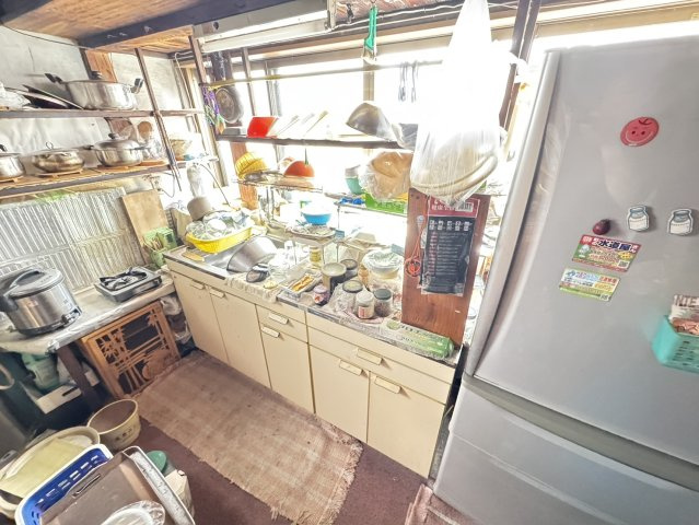 水戸市大工町中古建てのキッチン