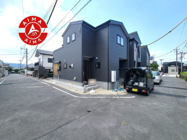 春日市一の谷4丁目第1-3棟(2号棟)の前面道路含む現地写真|見学の時間などお気軽にお問い合わせ下さい。