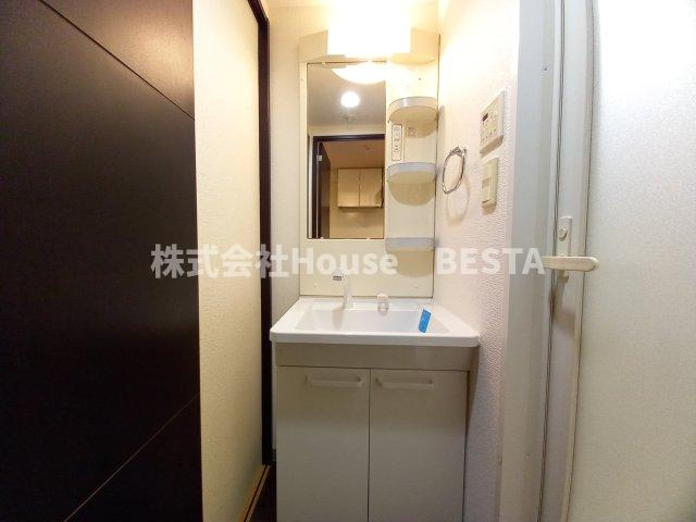 アスヴェル神戸ハーバーサイドの独立洗面台
