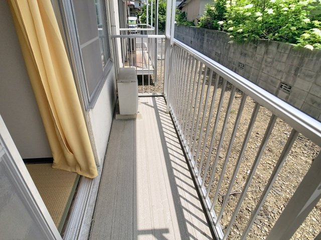 三景ハイツのバルコニー