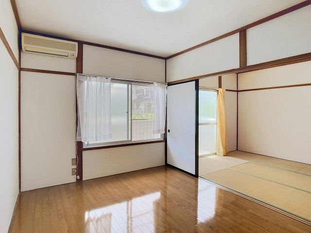 三景ハイツの和室