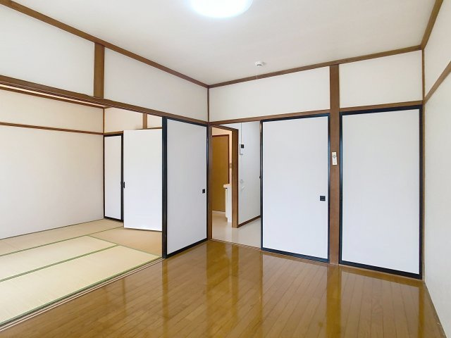 三景ハイツの和室