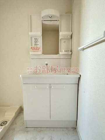 ジュネスの洗面所|忙しい朝には欠かせない洗面所です